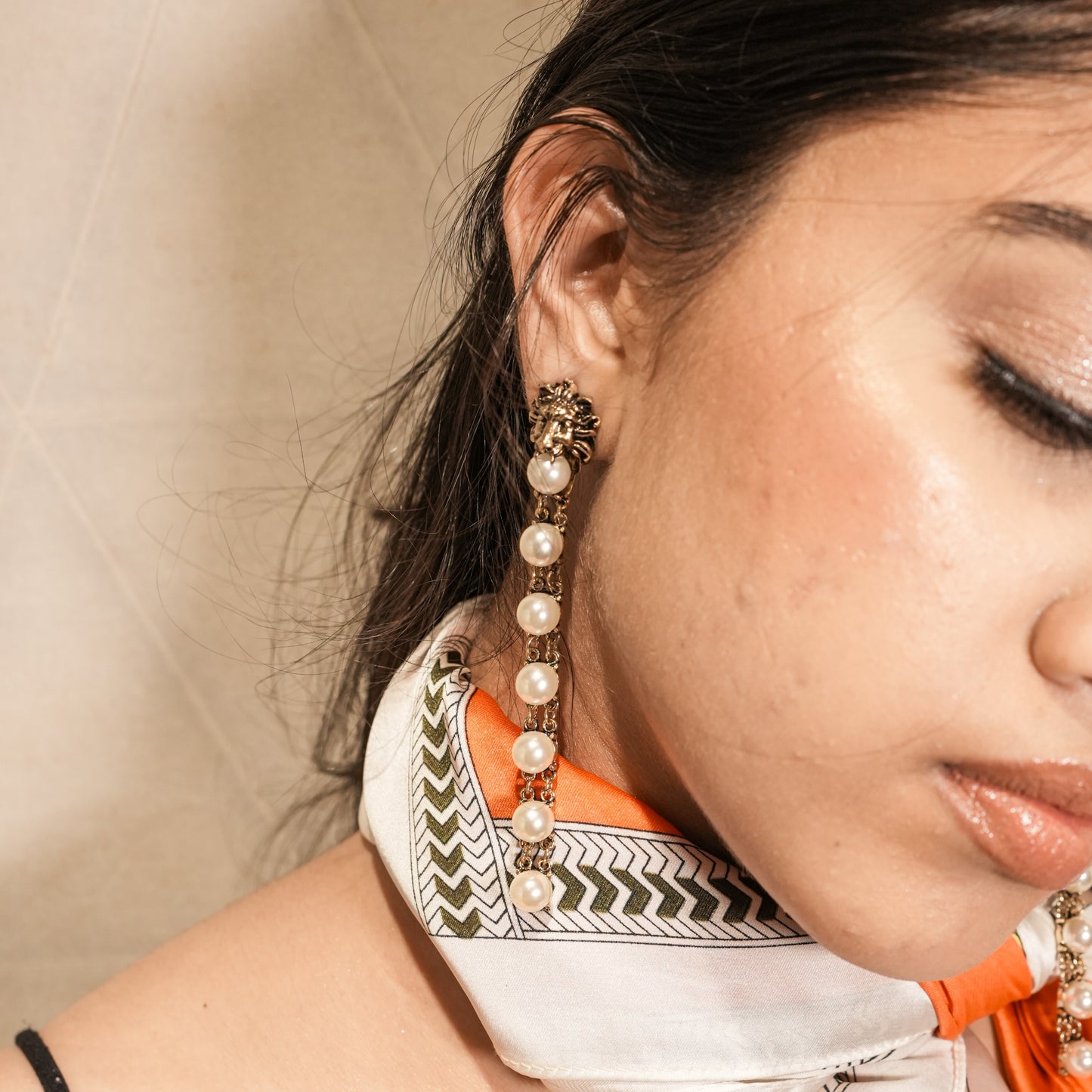 Médusa Pearl Drop Earrings