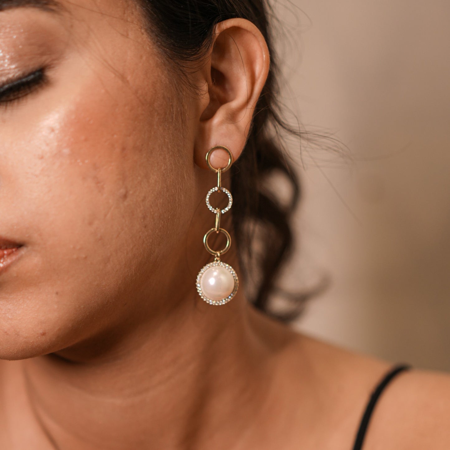 Tri Circle Pearls Earrings