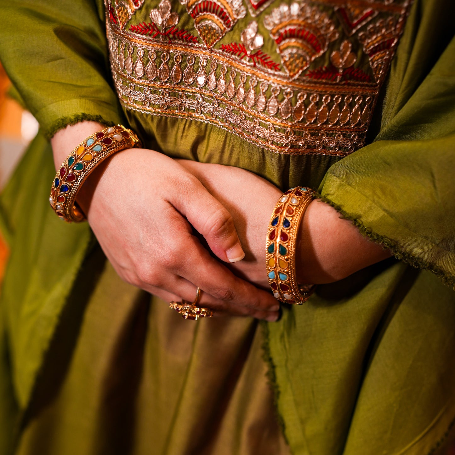 Multi - Stône Gold-Tone Bangles