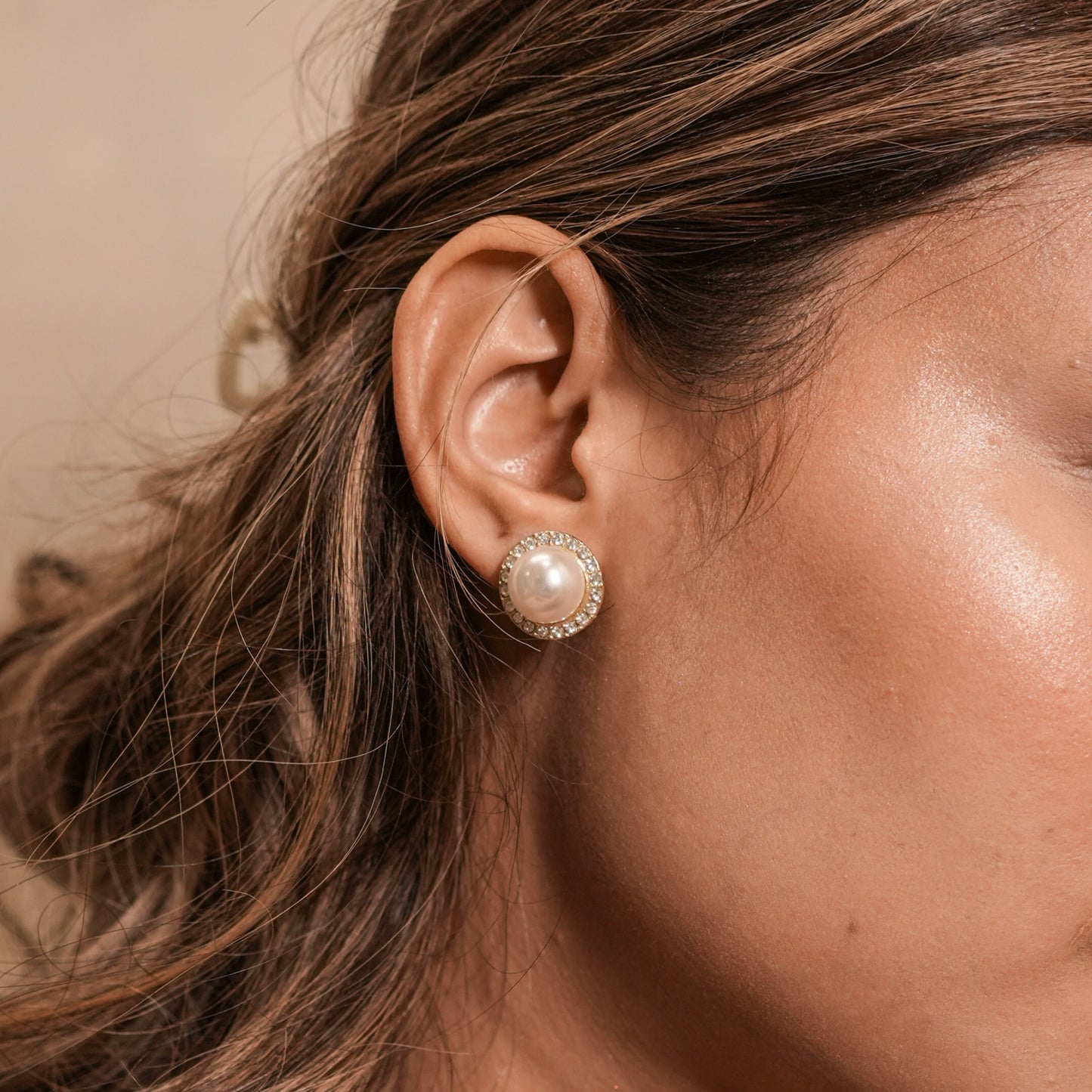 Élégant Pearl Stud